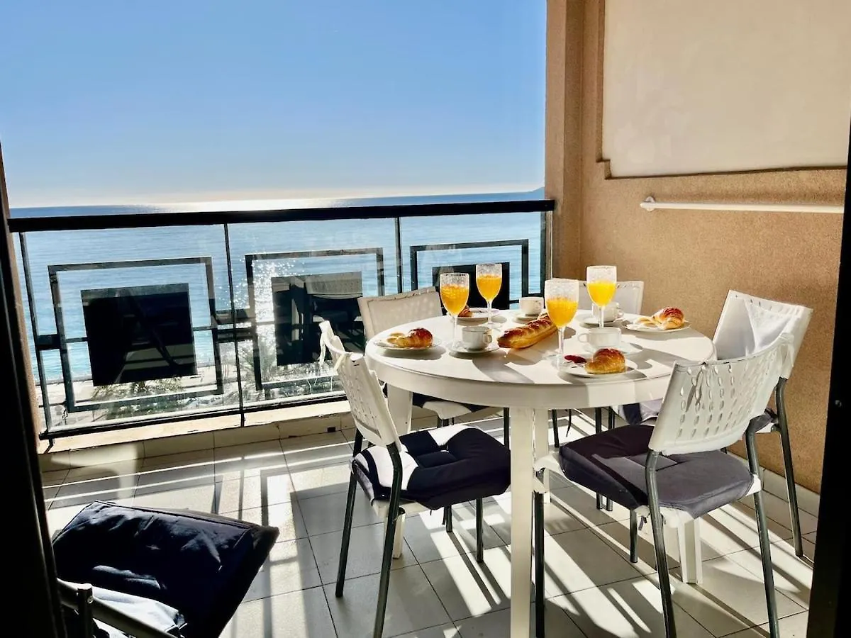 Sun And Sea Yourhosthelper كان فرنسا